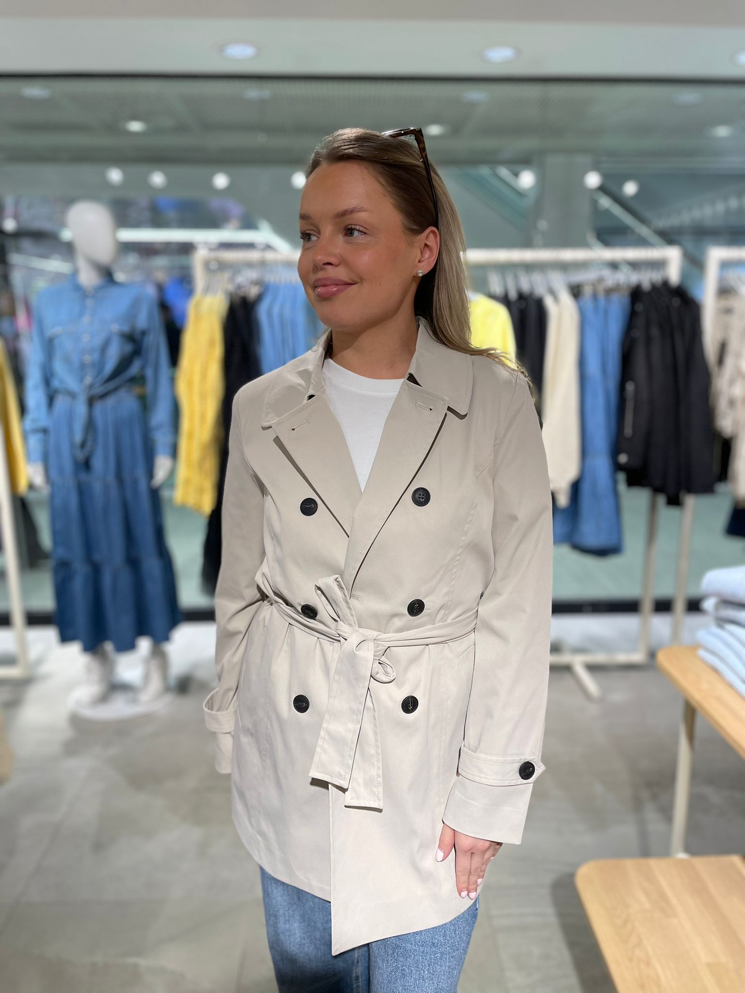 VMCHELSEA Trenchcoat - Oatmeal